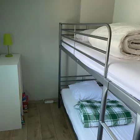 115 Maisonnette Rénovée Pour 4 Personnes Très Proche Plage *