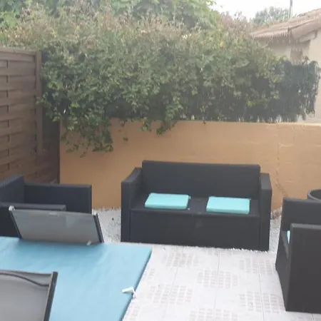 115 Maisonnette Rénovée Pour 4 Personnes Très Proche Plage